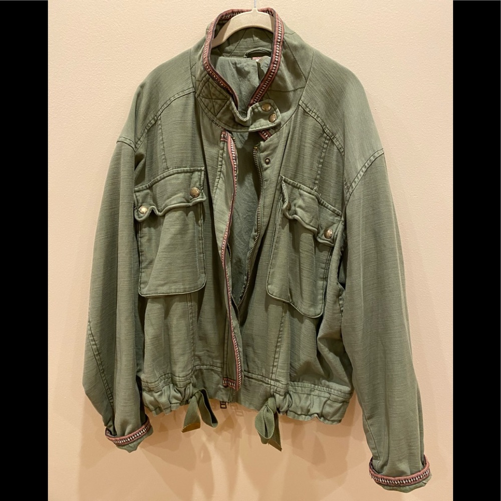 Free People Olive Green jacket! Never worn!